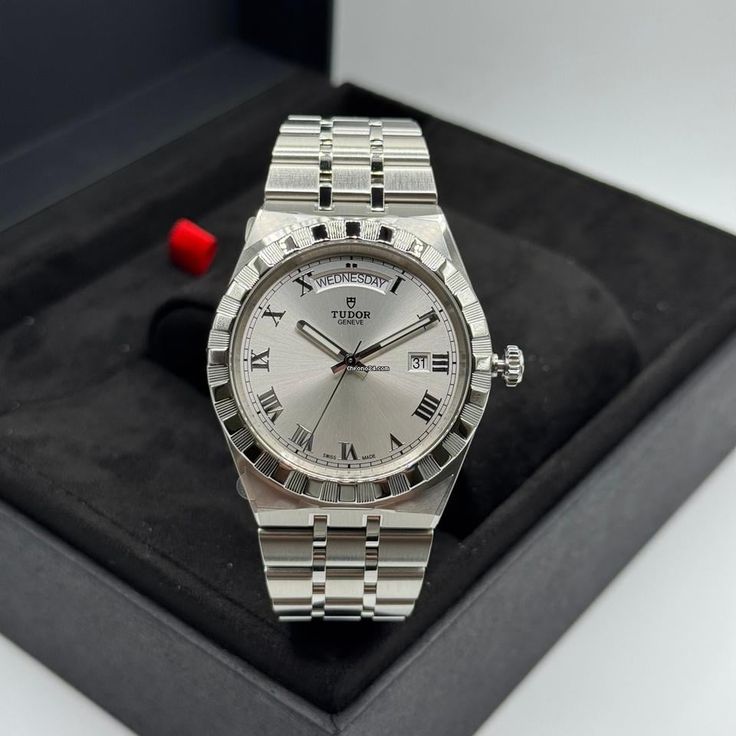 Tudor Royal 34mm