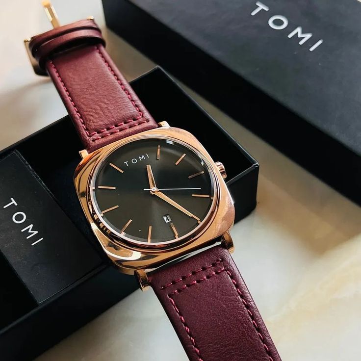 TOMI T-084 Men's Watch Quartz Date Leather Straps